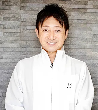 笑顔の院長